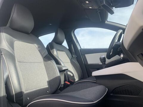 Clio 1.5 Blue dCi 100 CH Intens 2022 occasion 14650 Carpiquet