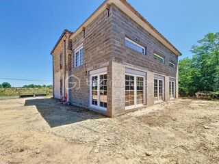  Immeuble � vendre 10 pi�ces 204 m�