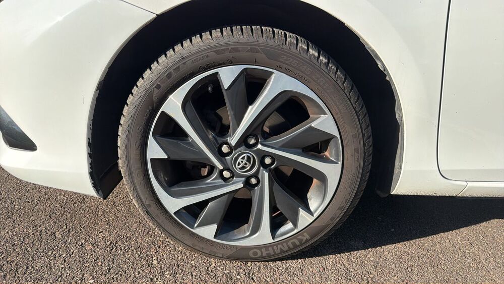 Auris II 1.8 VVT-i 136 Hybrid CVT Design 2018 occasion 76230 Isneauville