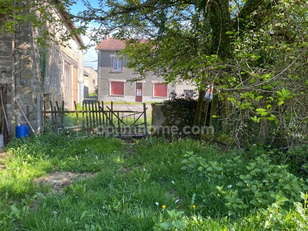 Maison-2 granges et 5000m2 de terrain