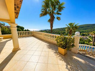  Villa à vendre 7 pièces 160 m²
