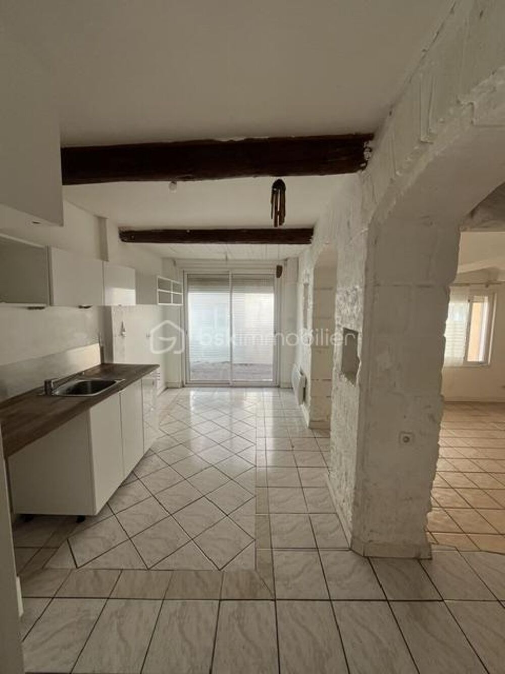 Lansargues maison de village T 3 +terrasse 80 m2 habitables environ ! lumineuse et calme
