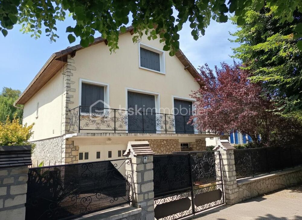 Maison familiale d'environ 135 m²  4 chambres  Sous-sol total  Jardin clos  Étréchy