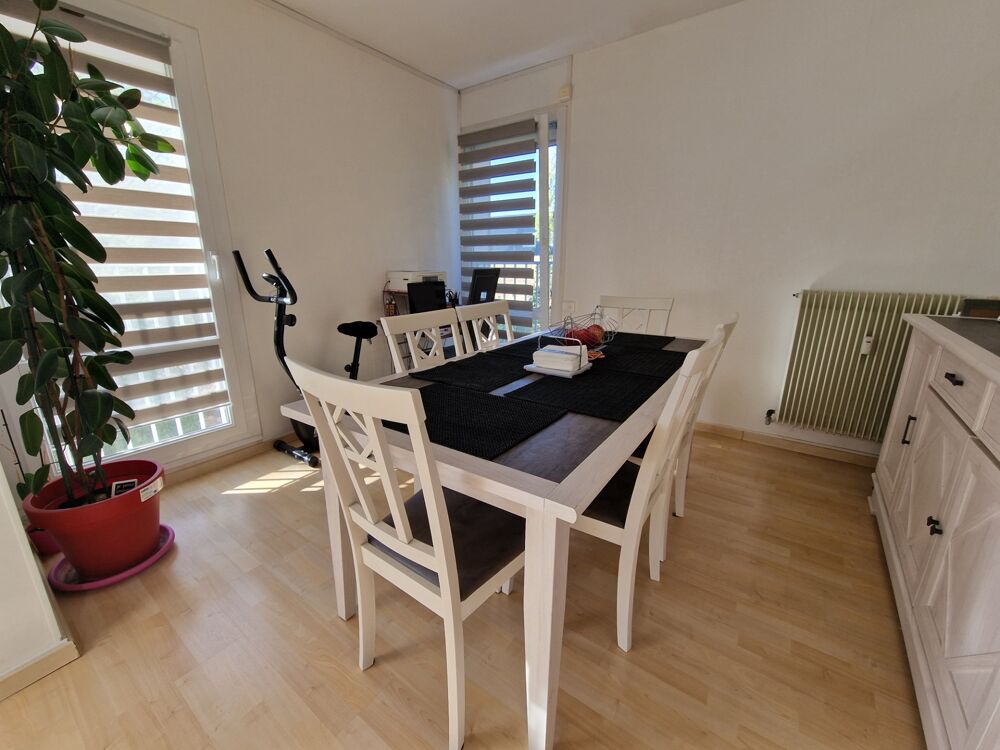 APPARTEMENT à vendre 5 pièces d'env 90 m2 VITTEL (88) avec BALCON, GARAGE, 2 CAVES