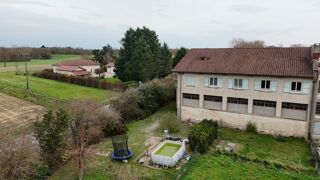  Immeuble à vendre 3 pièces 244 m²