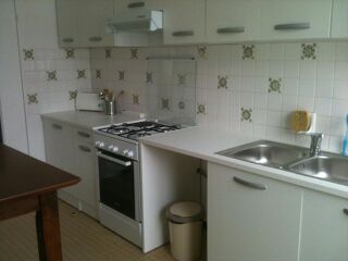  Appartement à louer 3 pièces 83 m²