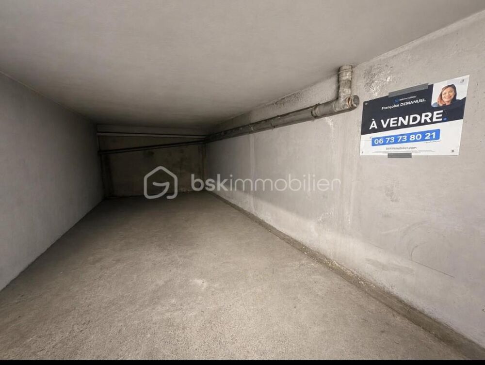 Vente Parking/Garage GRAND PARKING PROCHE CENTRE VILLE Pau