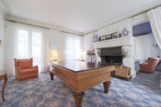  Propri�t�/ch�teau � vendre 14 pi�ces 351 m�