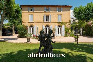  Maison à vendre 15 + pièces 495 m²
