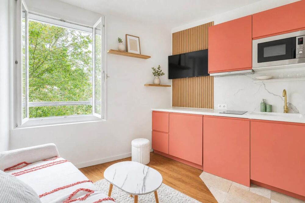 Vente Appartement Studio 11m² rénové à Paris 10e Paris 10