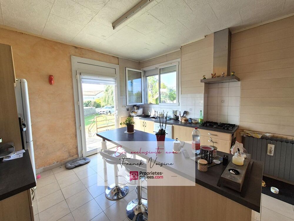 Vente Maison A VENDRE en Exclusivité à Vendrennes, maison de 88 m2 env avec 3 chambres sur une parcelle de 2186 m2 env Vendrennes