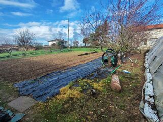  Remise / Grange � vendre 3 pi�ces 169 m�