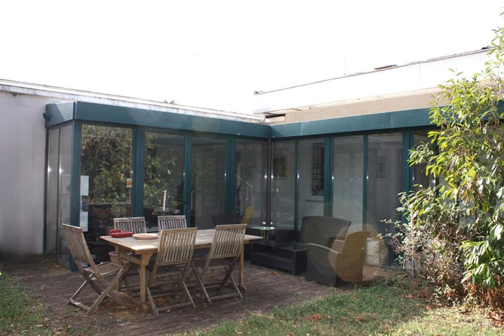 Vente Maison Maison Brindas T6 de195 m2 terrain individuel 1640 m² Brindas