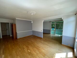  Appartement à louer 4 pièces 96 m²