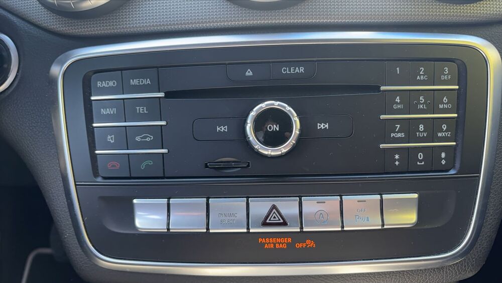 Classe CLA Classe 220 CDI 177 7G-Tronic Sensation - Automatique 2016 occasion 69800 Saint Priest
