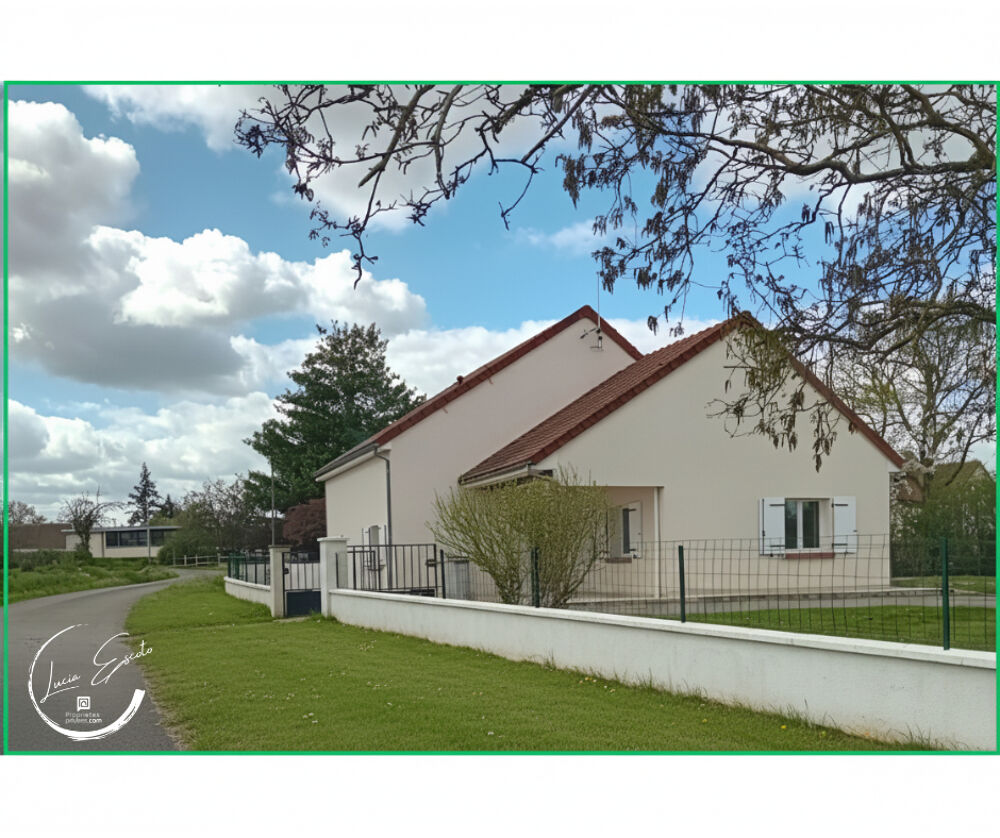 Maison à Feusines 4 pièce(s) 123 m2