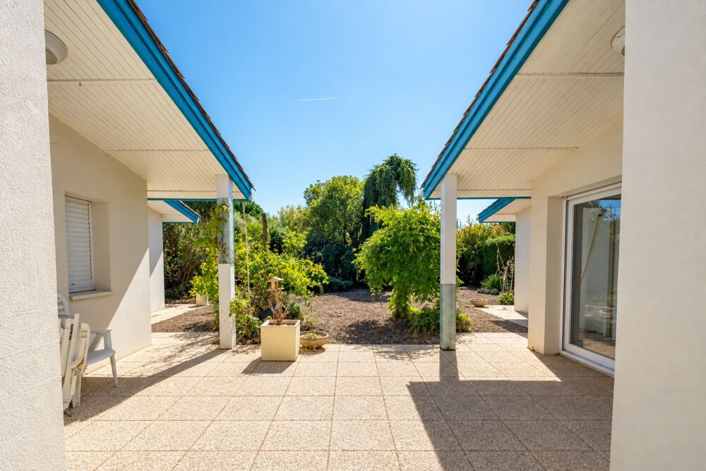 Vente Villa Maison à vendre 6 pièces SAINT ROGATIEN (17) Saint rogatien