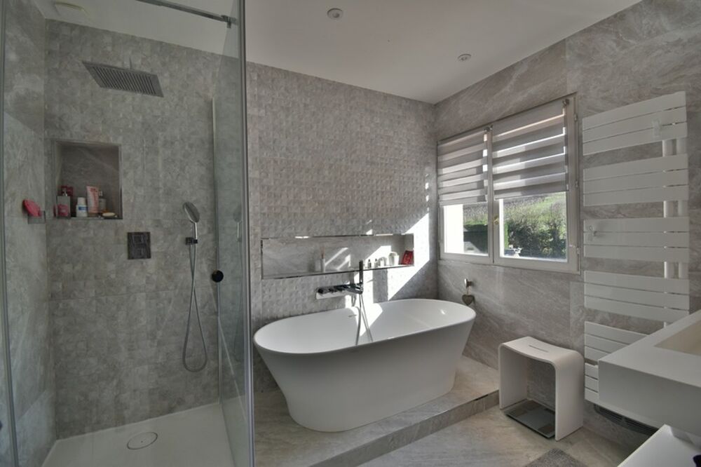 Vente Maison Chasselay village prisé - Maison de 155 m² - Piscine chauffée Chasselay