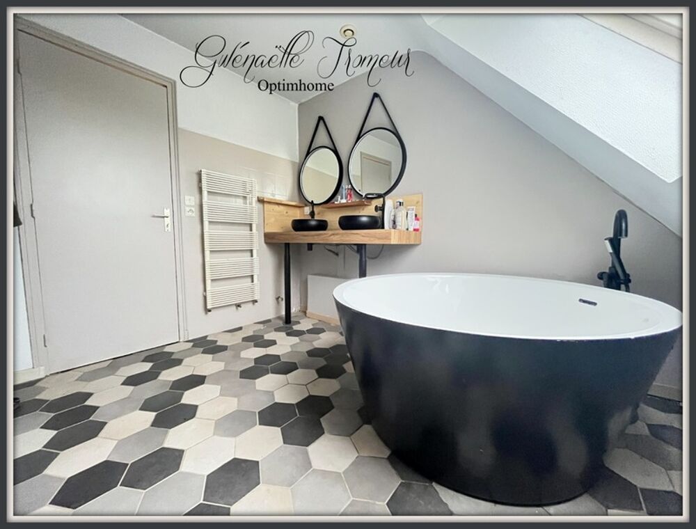 Maison 8 pièces 177 m² · à Landivisiau · 177 m² · 275 000 €