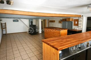  Ferme à vendre 8 pièces 303 m²