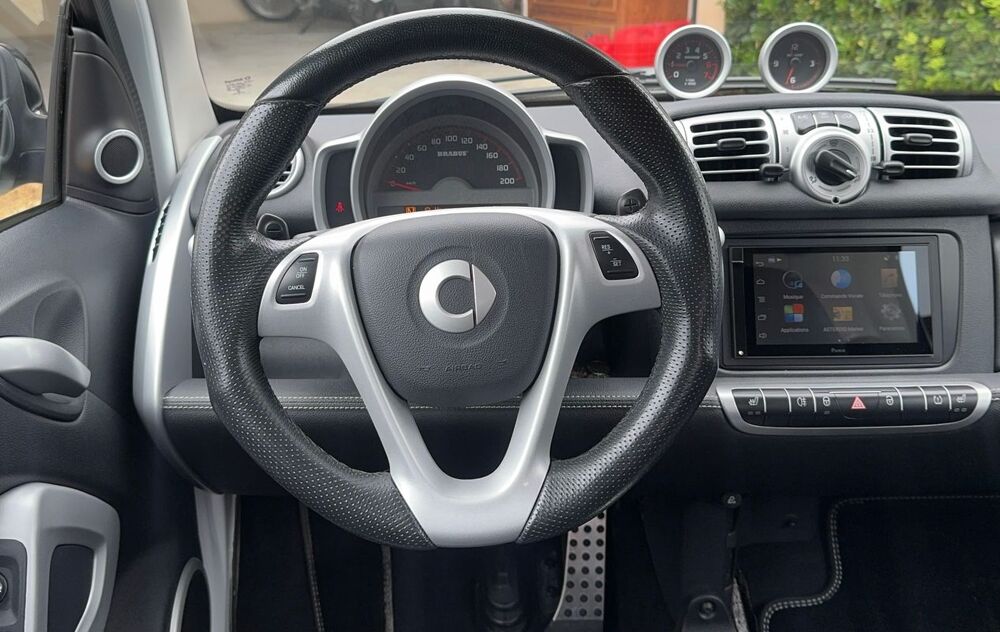ForTwo 1.0 102 BVA6 Brabus Xclusive - Automatique 2015 occasion 84480 Bonnieux