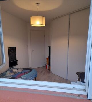  Appartement à louer 3 pièces 63 m²