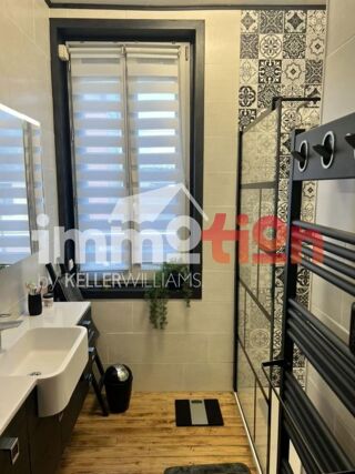  Maison  vendre 6 pices 121 m