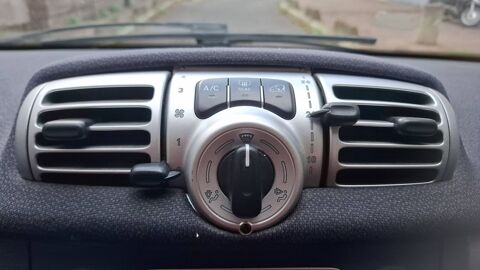 ForTwo 1.0 61 MHD BVA Pure 2012 occasion 93400 Saint Ouen Sur Seine