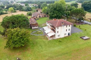  Maison � vendre 12 pi�ces 450 m�