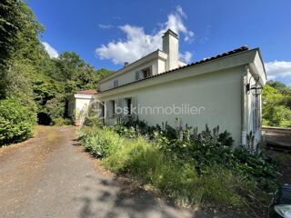  Maison � vendre 9 pi�ces 220 m�