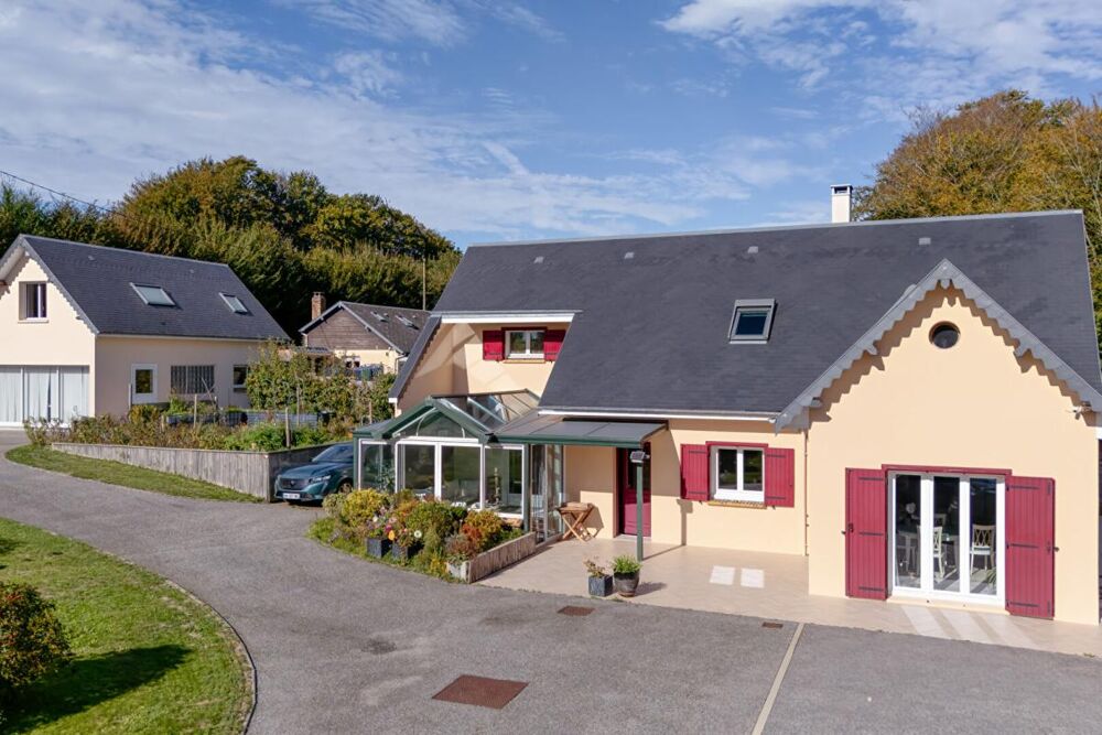 Vente Maison Maison + gîte + annexe sur 230 m2/11 pièces/6 chambres/ aucun travaux Criquetot l esneval