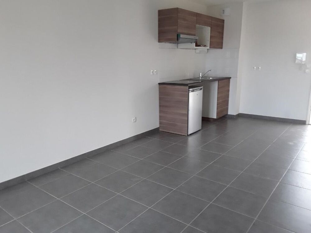 Vente Appartement Opportunité à Théza – T2 avec grand balcon et parking Theza