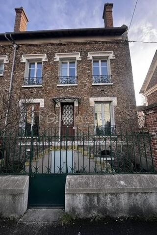  Immeuble � vendre 11 pi�ces 190 m�