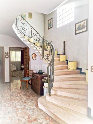  Maison � vendre 8 pi�ces 250 m�