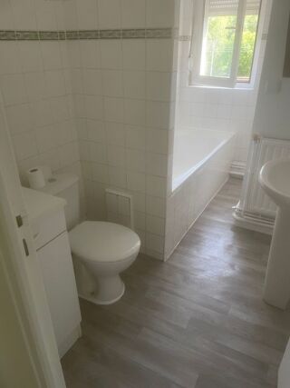  Appartement à louer 4 pièces 70 m²