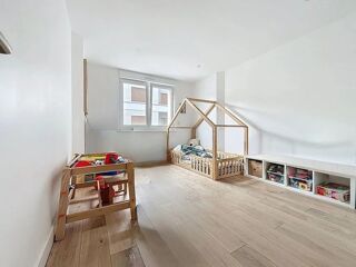  Appartement � vendre 4 pi�ces 97 m�