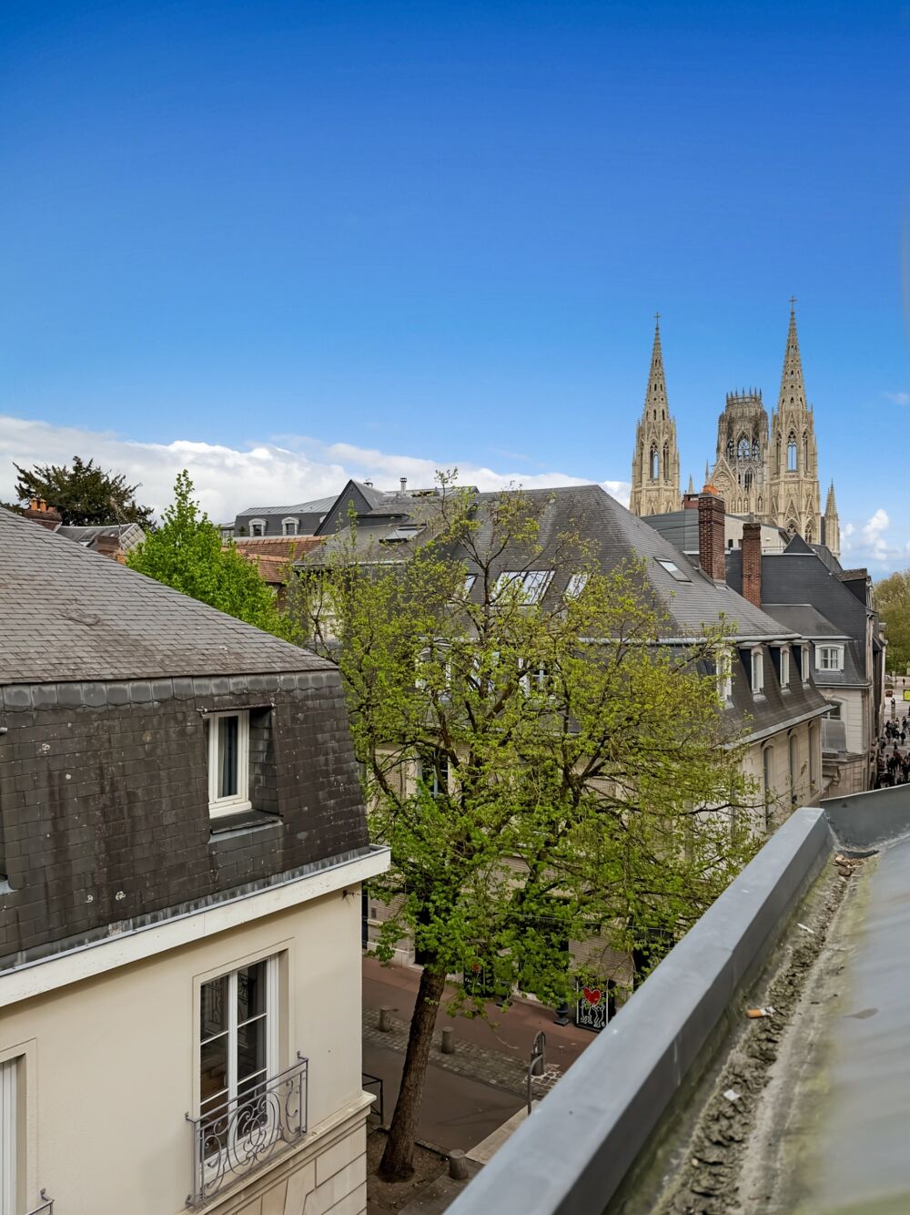 Vente Immeuble Rouen Hyper Centre Immeubles 10 F1 - 2 locaux commerciaux Rouen