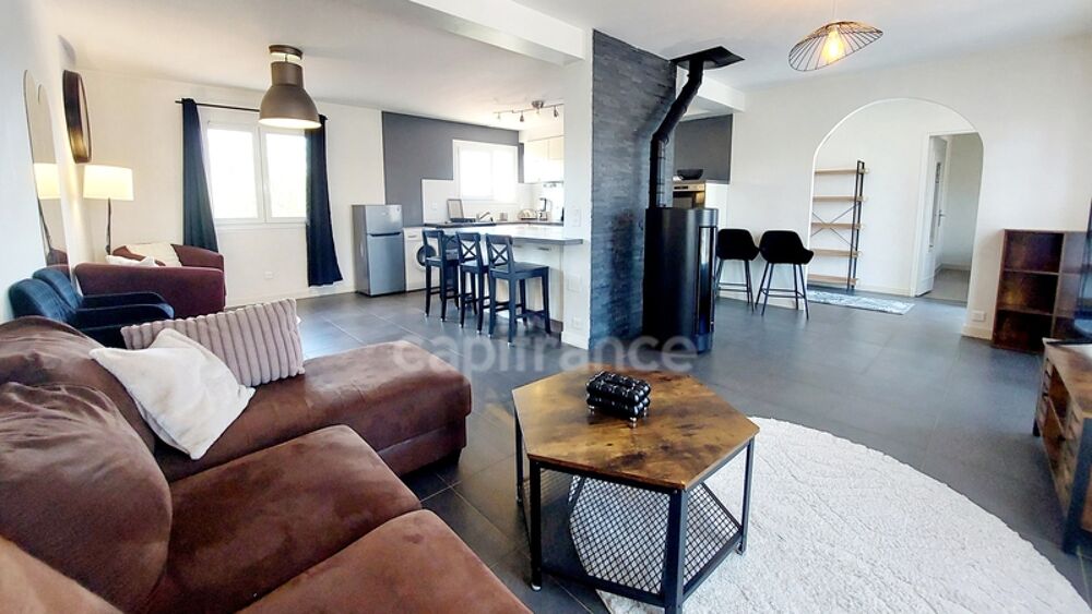 Maison à Salignac-Eyvigues, 155m², 7 pièces, 5 chambres, 5667m² de terrain, sans travaux, rentabilité, terrain en plus à bâtir