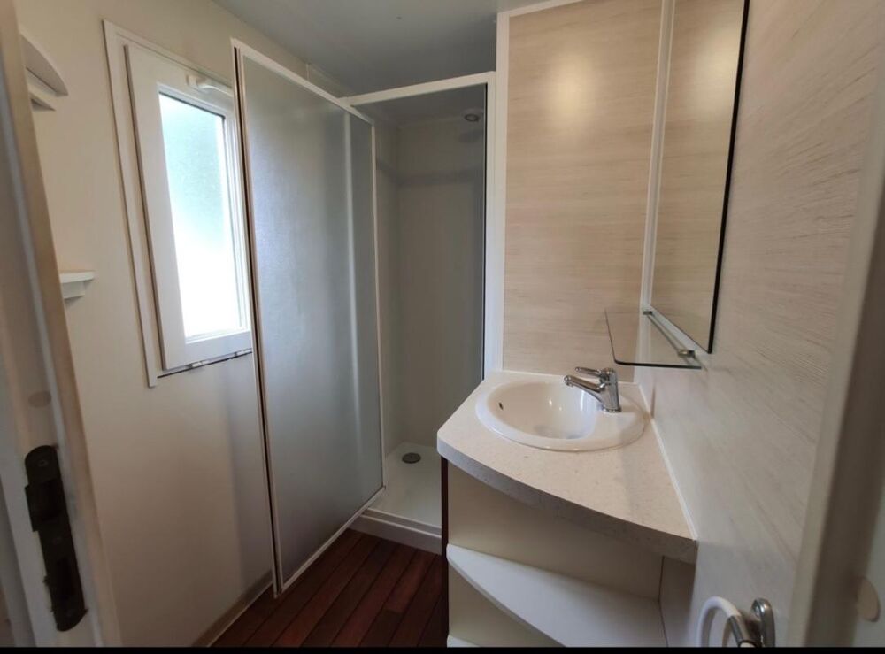 à vendre  Propriété/château Gabillou (24210)