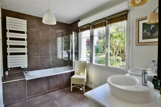  Maison à vendre 9 pièces 210 m²