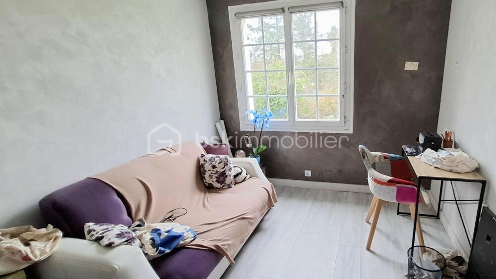 Vente Maison A saisir ! Maison traditionnelle T 10 à Busloup Busloup