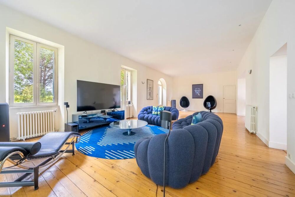 � vendre  Propri�t�/ch�teau Yvrac (33370)