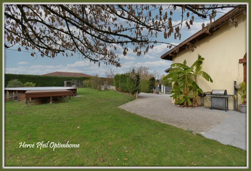 Vente Maison Une maison familiale avec cachet et prestations rénovées-5 pièces ; 135m² sur 1000m² de terrain Brezins