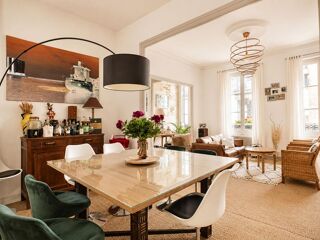  Immeuble à vendre 7 pièces 238 m² Bordeaux