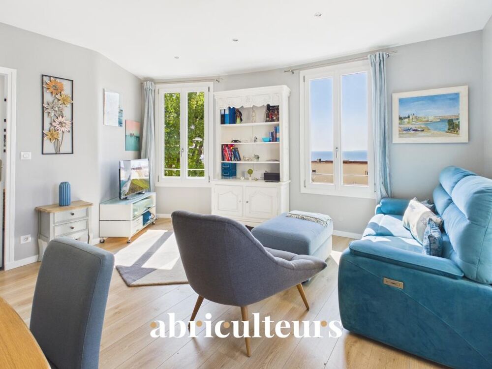 Vente Appartement Charmant appartement 3 pièces de 39 m² – Entièrement rénové – Vue mer dégagée – Nice Mont Boron Nice