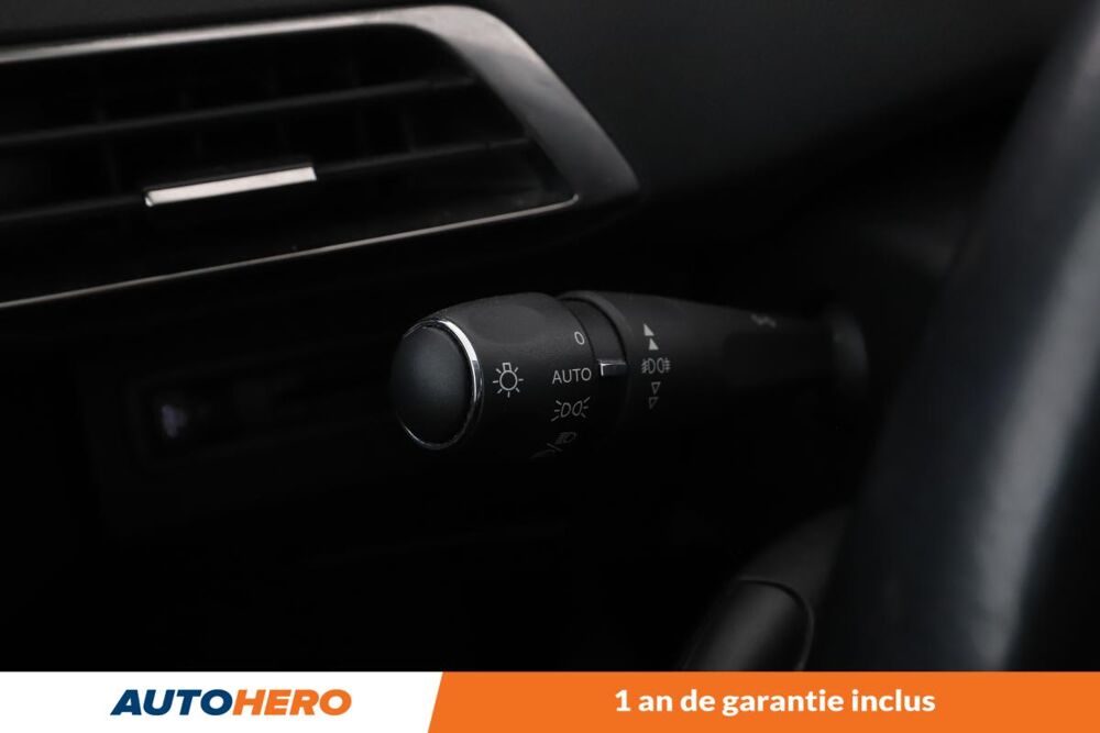 3008 1.2 PureTech Allure 130 ch 2020 occasion 92130 Issy-les-Moulineaux
