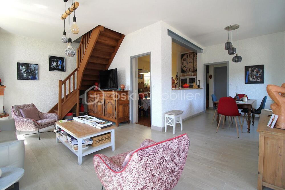 maison de 143 m² de type 5 au calme