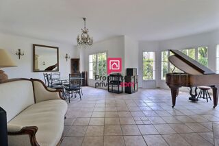  Maison � vendre 6 pi�ces 200 m�