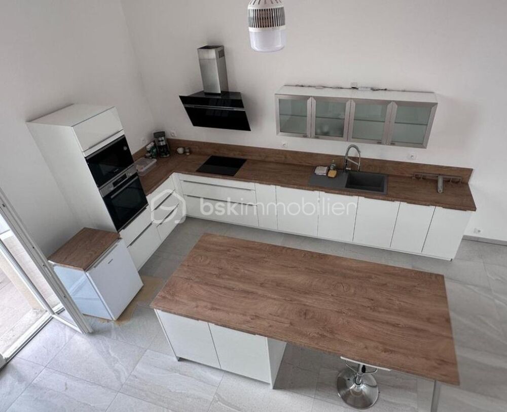 Maison neuve d'Architecte et d'ingénieur de 216 m² à Nailly