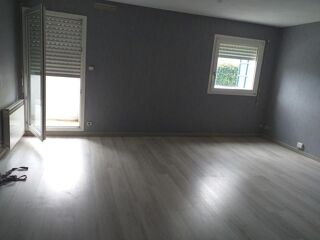  Appartement à louer 1 pièce 35 m²